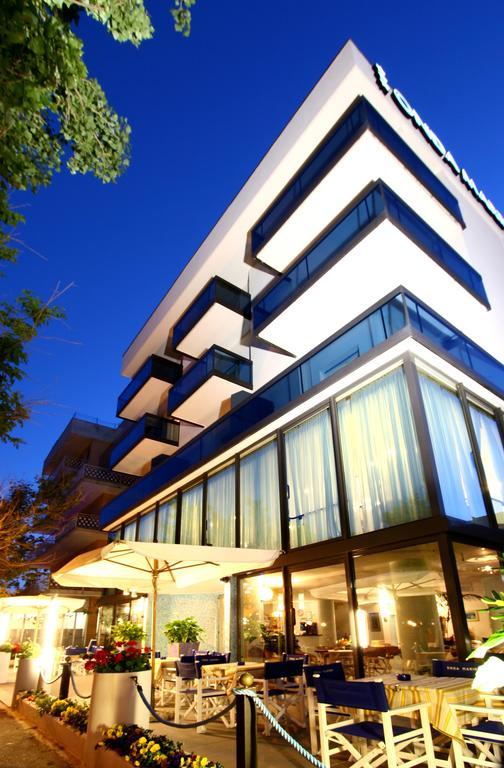 Hotel Onda Marina Misano Adriatico Eksteriør billede