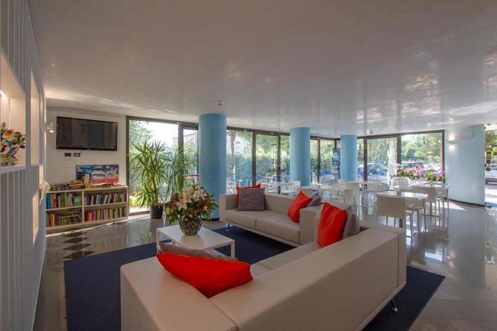 Hotel Onda Marina Misano Adriatico Eksteriør billede