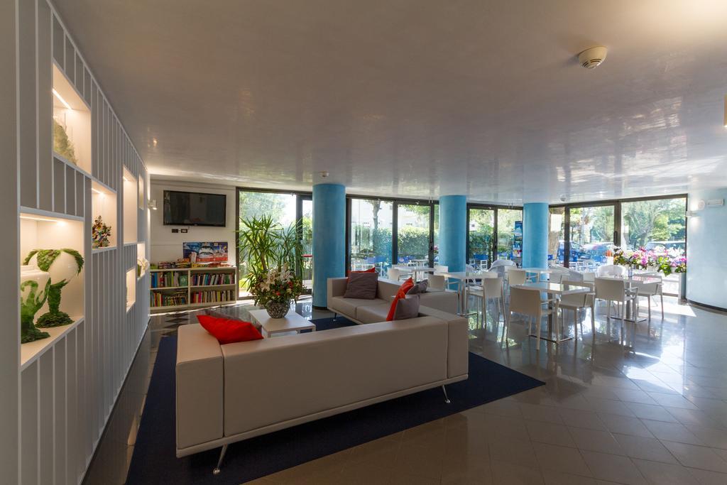 Hotel Onda Marina Misano Adriatico Eksteriør billede